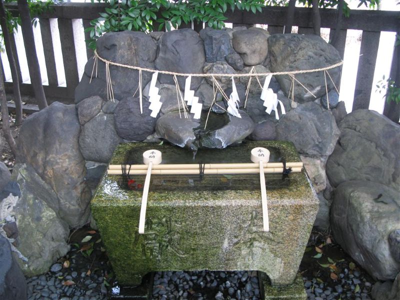 Shinto – Deities, Shrines and Symbols